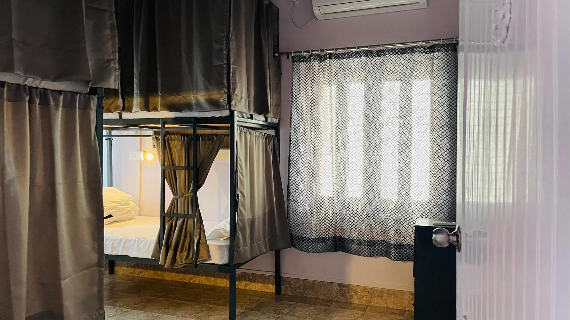 Dormtales Hostel Varanasi