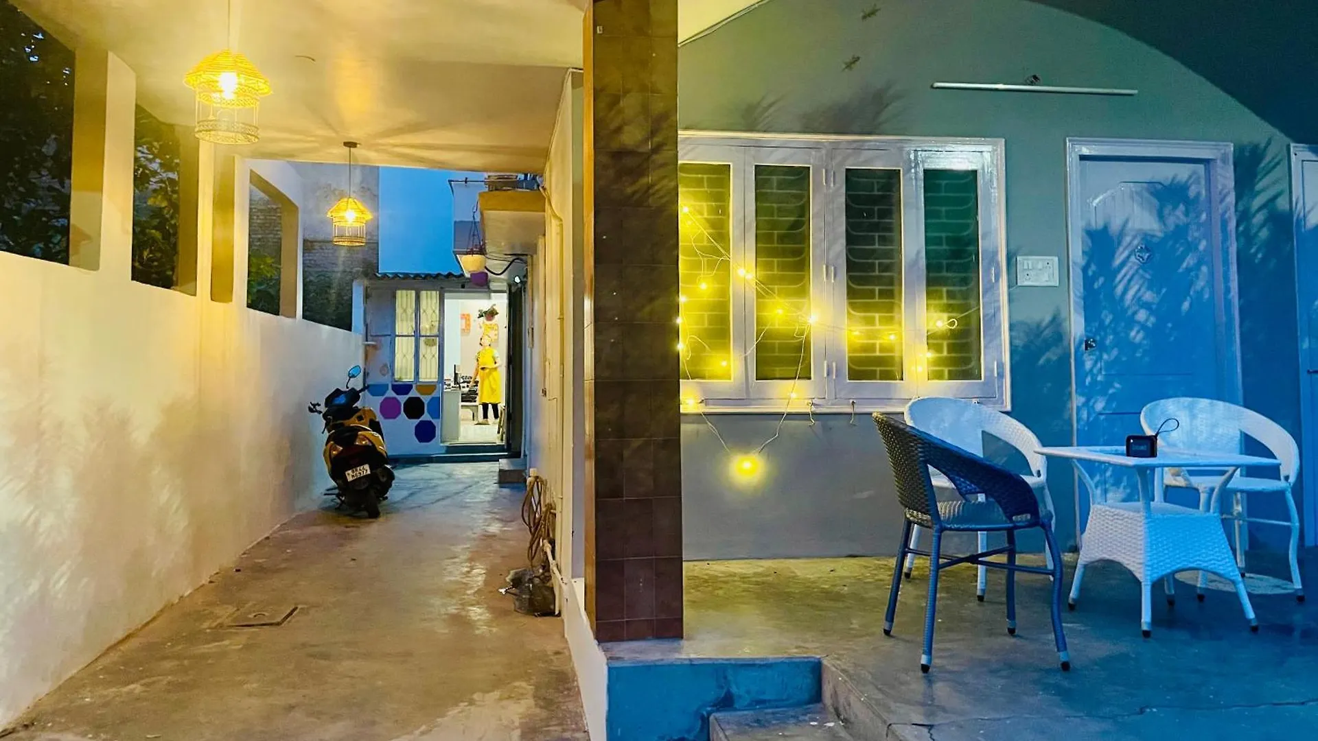 Dormtales Hostel Varanasi Hindistan